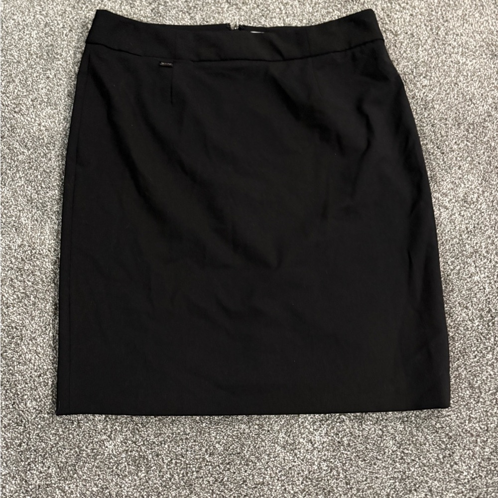 Calvin Klein Classic Black pencil Skirt size 10 petite 
Classic office